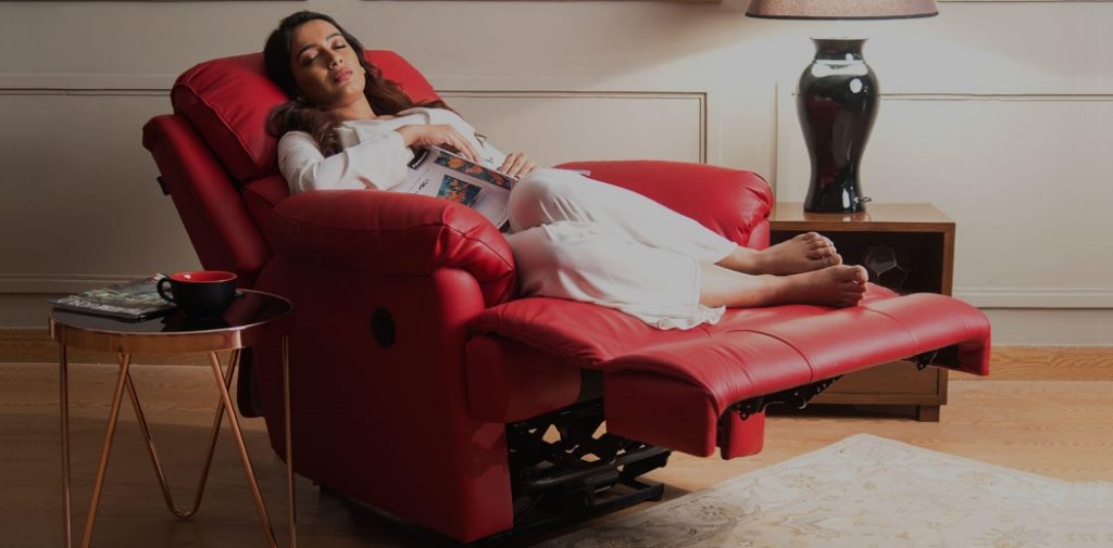 7 Best Ergonomic Recliners – Just Relax