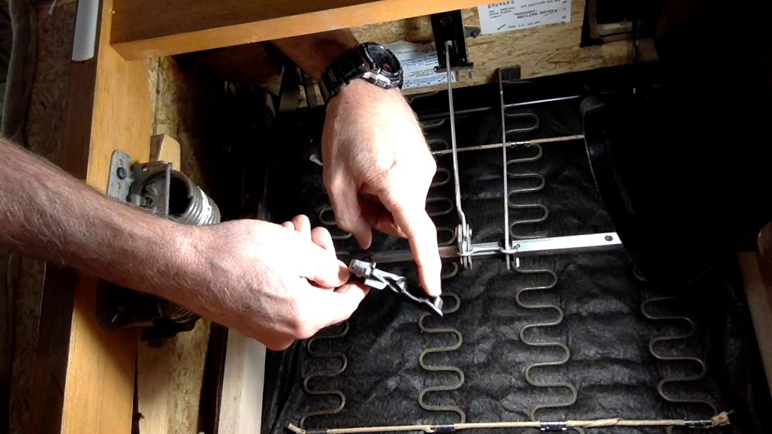 How to Repair Lazy Boy Recliner Mechanism You Can Do It On Your Own