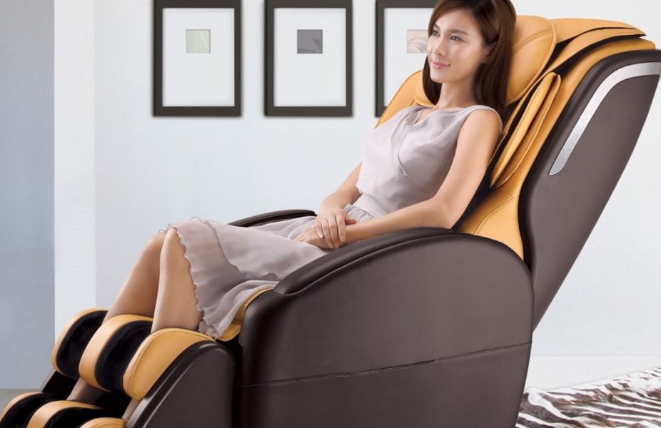 6 Best Massage Recliners (Fall 2024) Which One to Buy?
