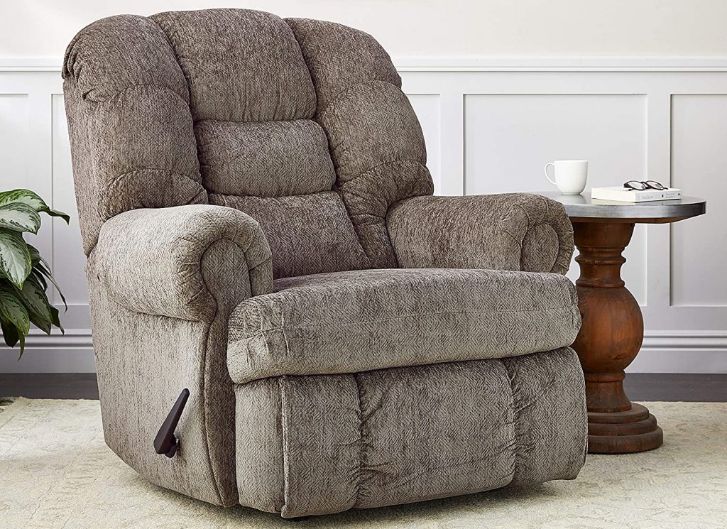 8 Best Recliners for Big Men – The Sturdiest and Most Comfortable Picks (Spring 2022)