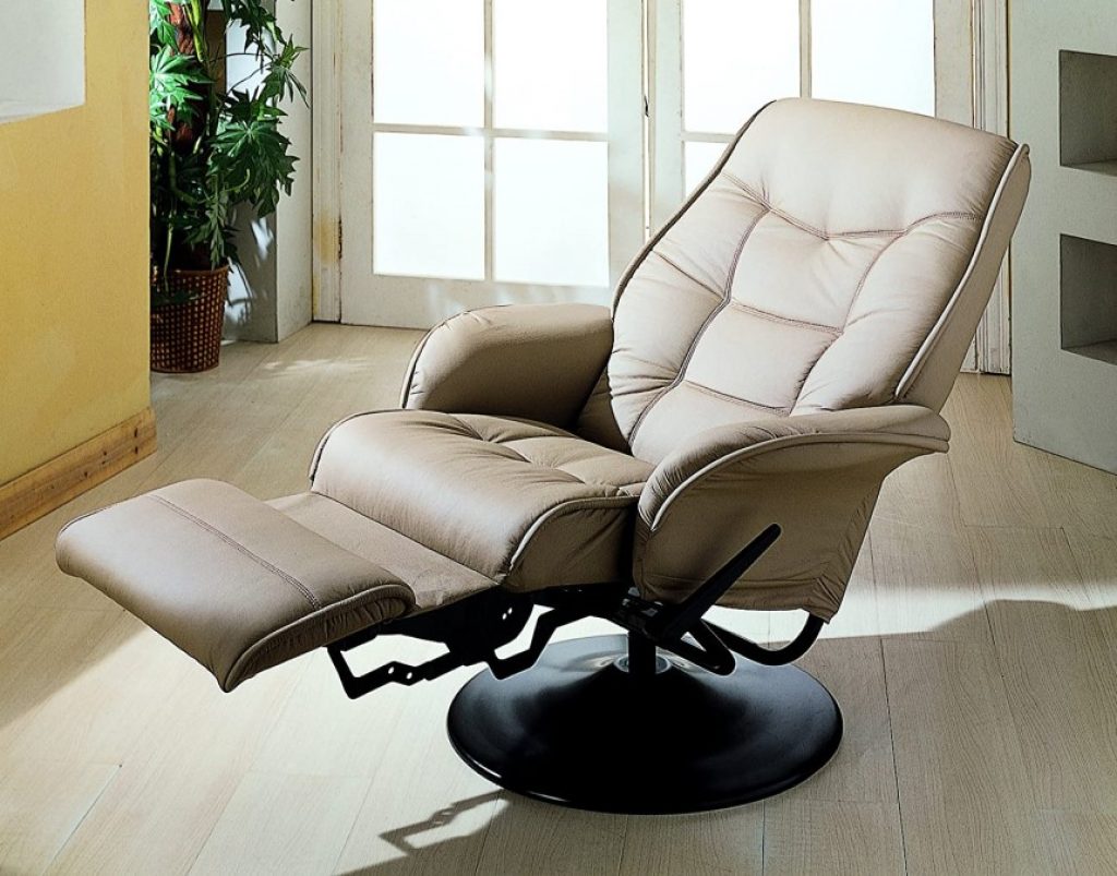 5 Best Swivel Recliners — Your Armchair Is Capable of So Much More! (Spring 2022)