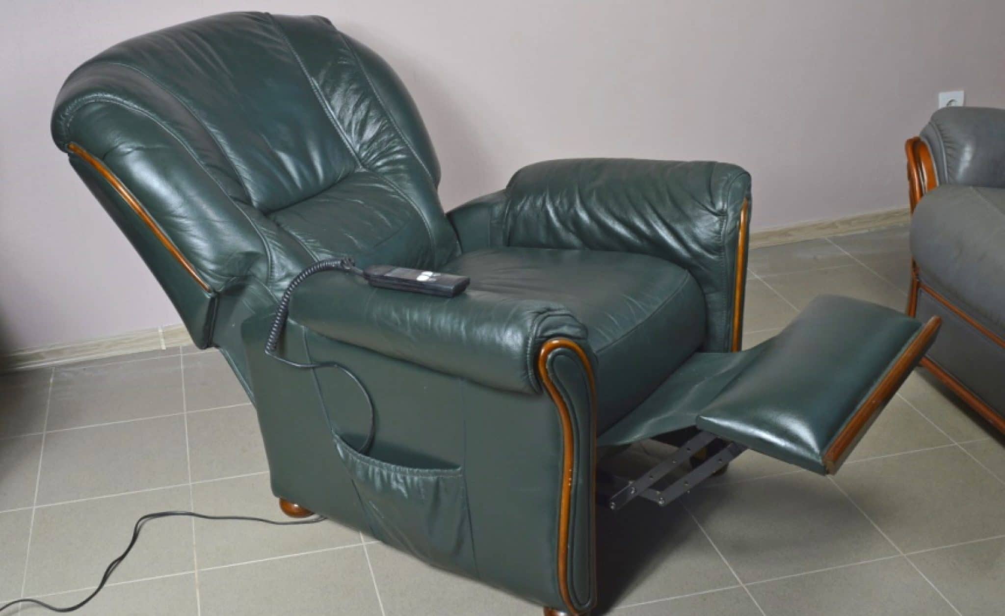 Power Recliners vs. Manual Recliners What's the Difference?