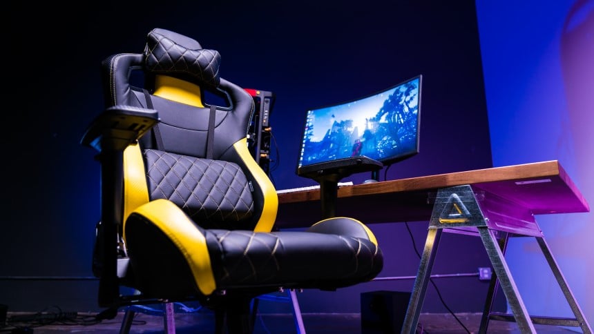 5 Best Massage Gaming Chairs - Be Cozzy and Comfy While You Play
