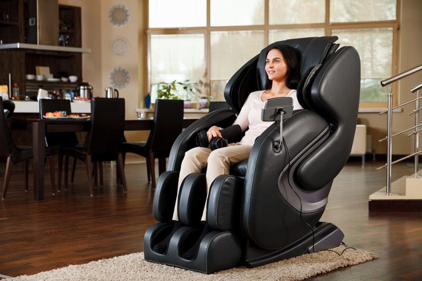 5 Best Massage Chairs for Tall Person - Great Full-Body Relaxation (Spring 2022)