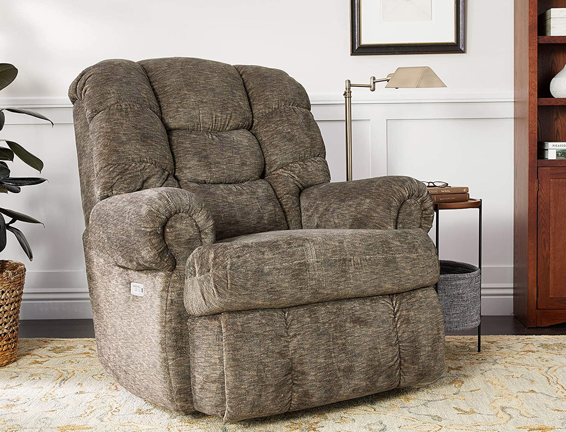 5 Best Simmons Recliners (Fall 2023) Which One to Buy?