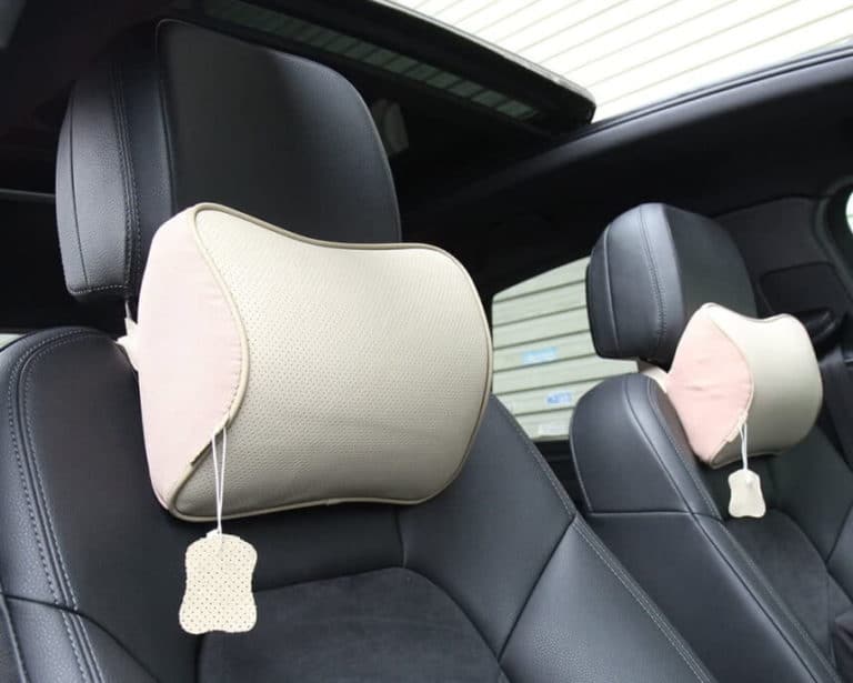 7 Best Headrest Pillows for Recliners (Winter 2024) Which One to Buy?