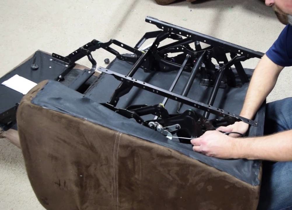 How to Adjust a Lazy Boy Recliner Indetail Information