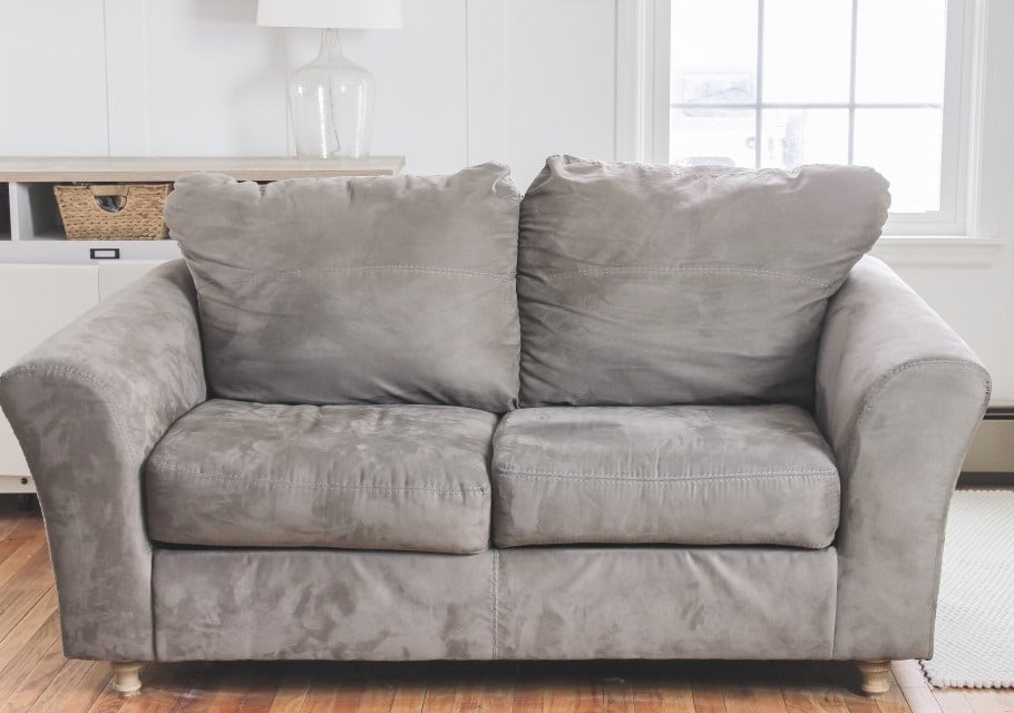 A Couch With Attached Cushions, How Do You Fix A Sagging Leather Couch With Attached Cushions